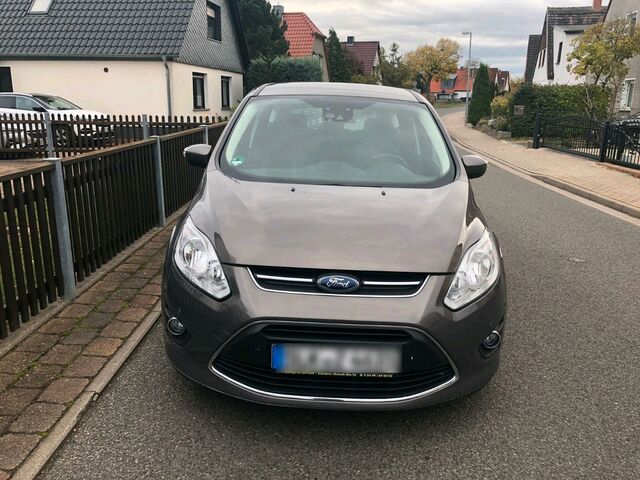 Форд Сі-Макс 2009 у Європі на Automoto.ua Коричневий Форд Сі-Макс, об'ємом двигуна 0 л та пробігом 109 тис. км за 2999 $, фото 1 на Automoto.ua