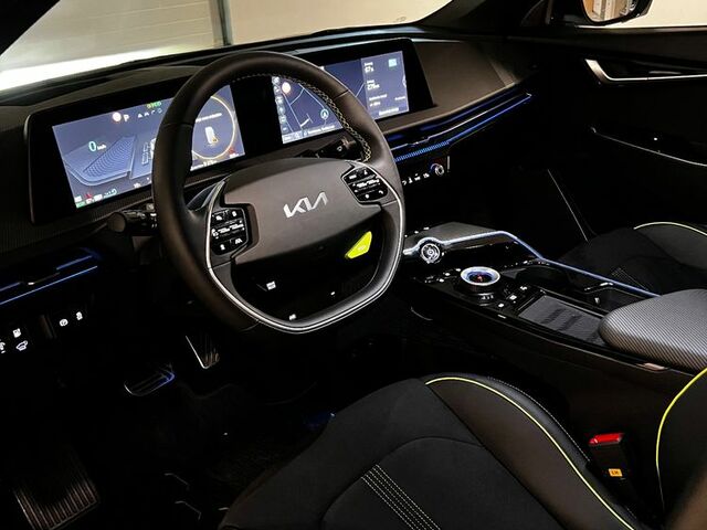 Кіа EV6, об'ємом двигуна 0 л та пробігом 7500 тис. км за 51620 $, фото 25 на Automoto.ua