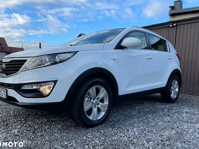 Кіа Sportage, об'ємом двигуна 1.69 л та пробігом 223 тис. км за 8186 $, фото 24 на Automoto.ua