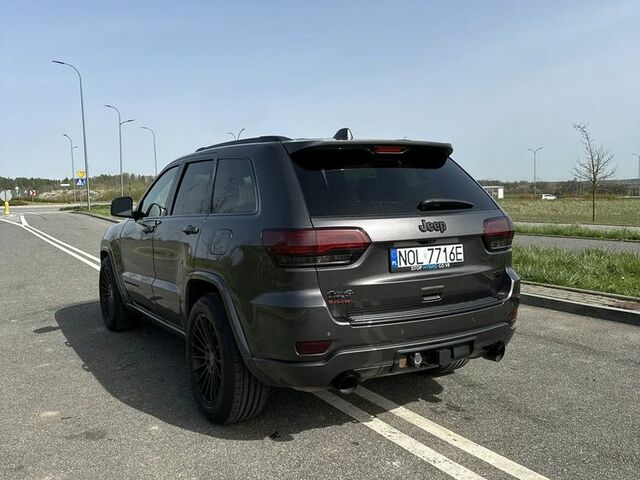 Джип Grand Cherokee, об'ємом двигуна 5.65 л та пробігом 183 тис. км за 24190 $, фото 2 на Automoto.ua