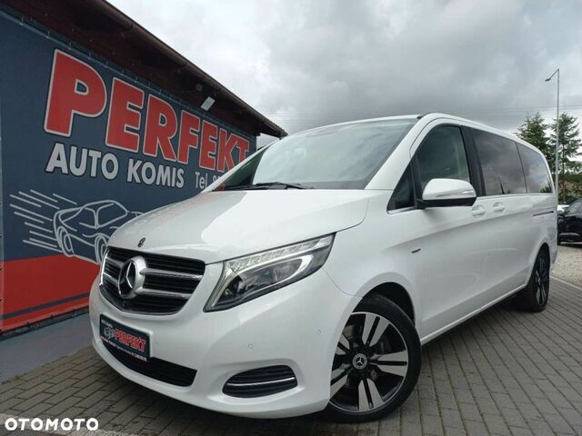 Мерседес В-Класс 2015 в Европе на Automoto.ua Белый Мерседес В-Класс, объемом двигателя 2.14 л и пробегом 299 тыс. км за 30676 $, фото 1 на Automoto.ua