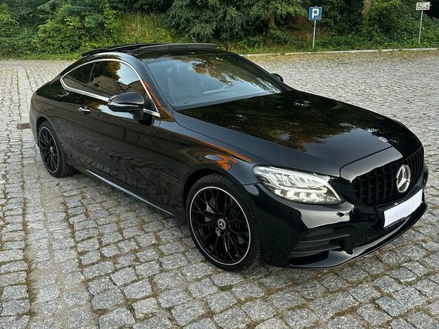 Мерседес Ц-Клас 2019 у Європі на Automoto.ua Чорний Мерседес Ц-Клас, об'ємом двигуна 1 л та пробігом 112 тис. км за 29516 $, фото 1 на Automoto.ua
