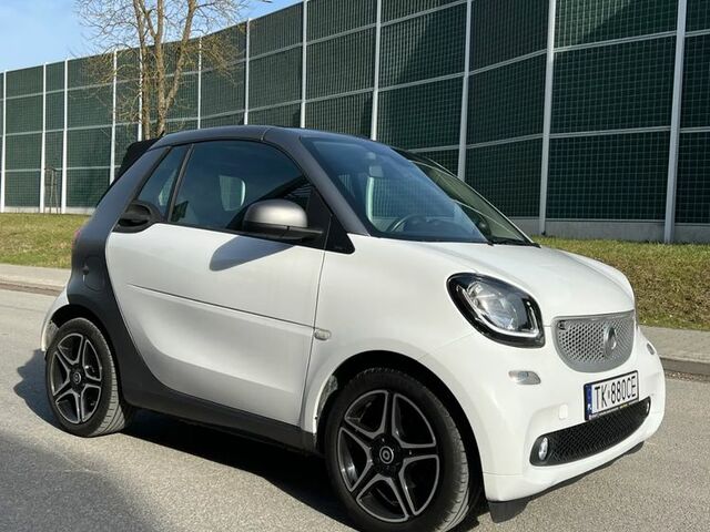 Смарт Fortwo, об'ємом двигуна 1 л та пробігом 94 тис. км за 10475 $, фото 1 на Automoto.ua