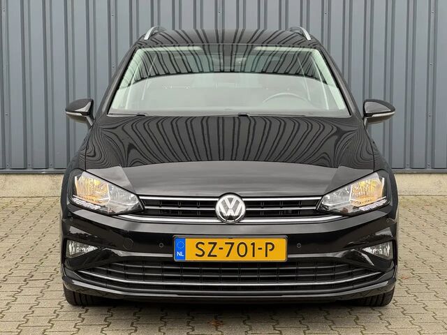 Фольксваген Гольф Спортсван 2018 у Європі на Automoto.ua Чорний Фольксваген Гольф Спортсван, об'ємом двигуна 1.5 л та пробігом 103 тис. км за 20898 $, фото 4 на Automoto.ua