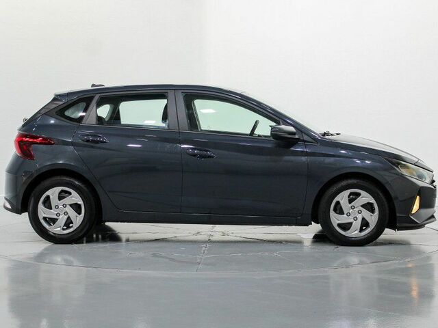 Хендай і20 2022 у Європі на Automoto.ua Синій Хендай і20, об'ємом двигуна 1 л та пробігом 72 тис. км за 16908 $, фото 6 на Automoto.ua