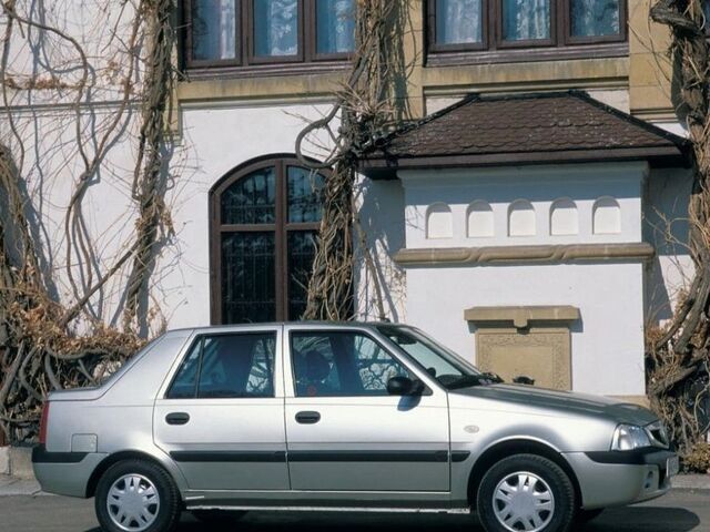 Дачия Соленза, Седан 2003 - 2005 1.4 i