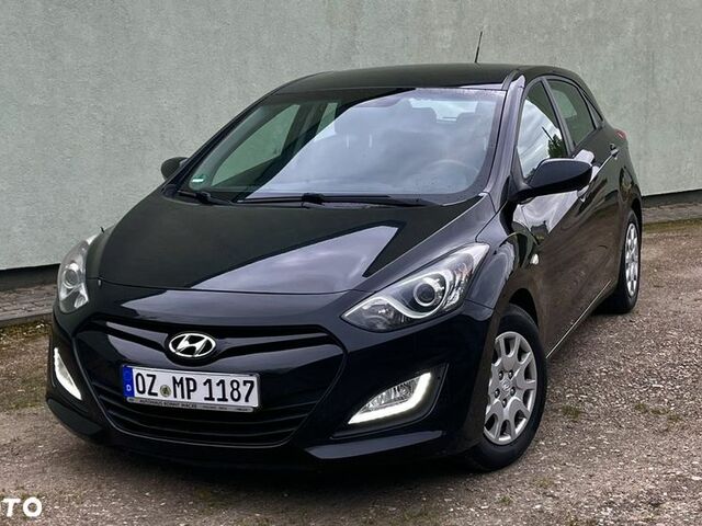 Хендай i30, об'ємом двигуна 1.4 л та пробігом 148 тис. км за 6263 $, фото 2 на Automoto.ua