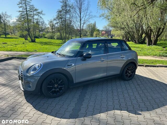 Міні Cooper, об'ємом двигуна 1.5 л та пробігом 111 тис. км за 15745 $, фото 1 на Automoto.ua