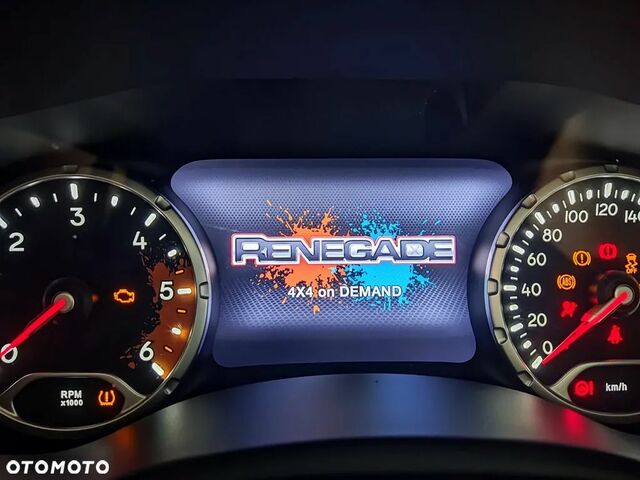 Джип Ренегат, об'ємом двигуна 1.96 л та пробігом 160 тис. км за 12894 $, фото 11 на Automoto.ua