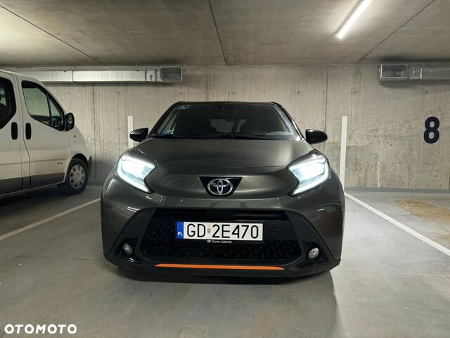 Тойота Aygo X, об'ємом двигуна 1 л та пробігом 505 тис. км за 18121 $, фото 1 на Automoto.ua