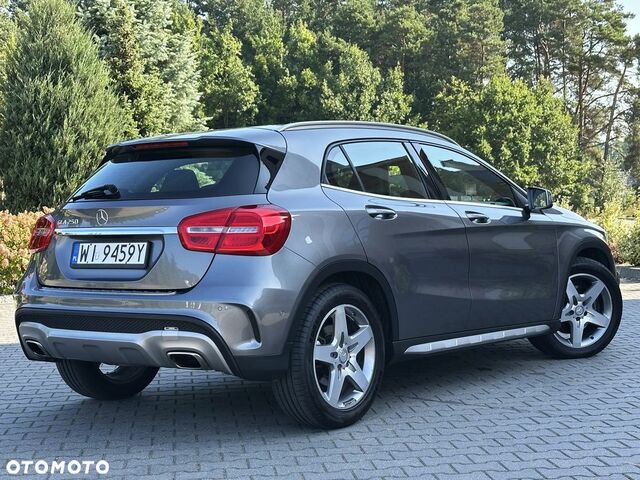 Мерседес ГЛА-Клас 2015 у Європі на Automoto.ua Сірий Мерседес ГЛА-Клас, об'ємом двигуна 1 л та пробігом 177 тис. км за 17434 $, фото 11 на Automoto.ua