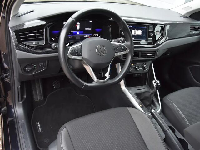 Фольксваген Поло 2021 у Європі на Automoto.ua Чорний Фольксваген Поло, об'ємом двигуна 1 л та пробігом 158 тис. км за 16756 $, фото 7 на Automoto.ua