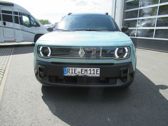 Рено R 4 2025 в Европе на Automoto.ua Зеленый Рено R 4, объемом двигателя 0 л и пробегом 2 тыс. км за 44111 $, фото 20 на Automoto.ua