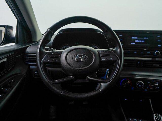 Хендай і20 2022 у Європі на Automoto.ua Синій Хендай і20, об'ємом двигуна 1 л та пробігом 72 тис. км за 16908 $, фото 18 на Automoto.ua