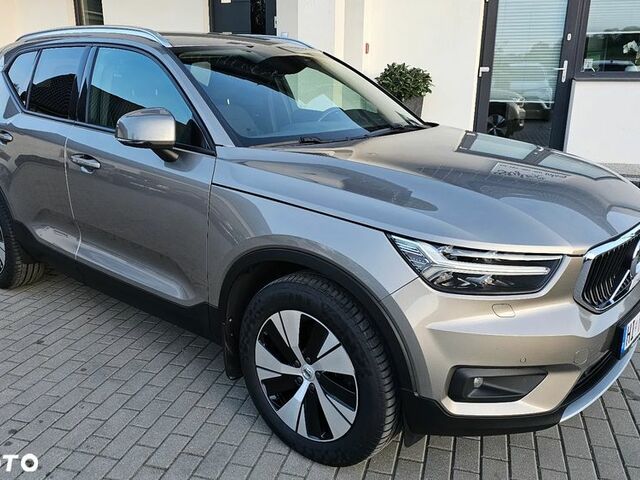 Вольво XC40, объемом двигателя 1.97 л и пробегом 130 тыс. км за 28691 $, фото 1 на Automoto.ua