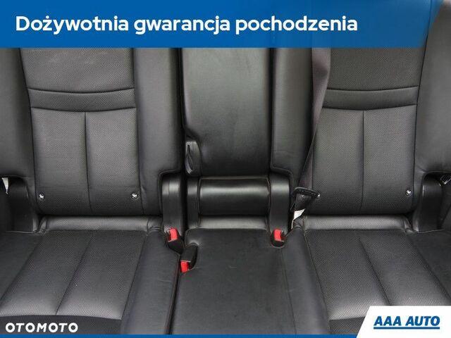 Ніссан ІксТрейл, об'ємом двигуна 1.6 л та пробігом 157 тис. км за 13283 $, фото 10 на Automoto.ua