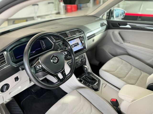 Белый Фольксваген Tiguan Allspace, объемом двигателя 1.97 л и пробегом 85 тыс. км за 30227 $, фото 9 на Automoto.ua