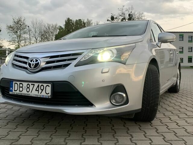 Тойота Авенсіс, об'ємом двигуна 2 л та пробігом 211 тис. км за 8942 $, фото 8 на Automoto.ua