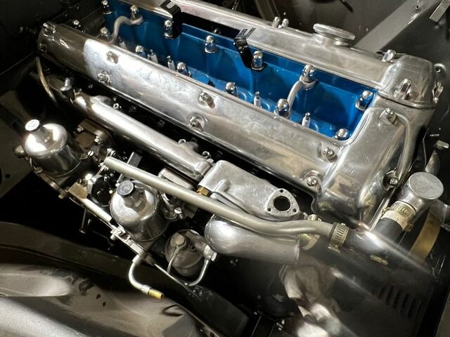 Ягуар С-Тайп, объемом двигателя 3.8 л и пробегом 146 тыс. км за 53996 $, фото 4 на Automoto.ua
