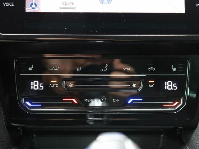 Фольксваген Пассат Вариант 2021 в Европе на Automoto.ua Серый Фольксваген Пассат Вариант, объемом двигателя 1.4 л и пробегом 141 тыс. км за 19355 $, фото 15 на Automoto.ua