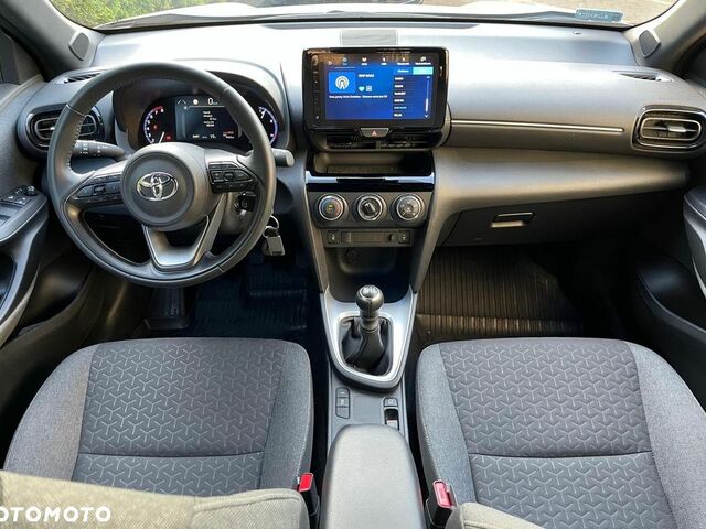 Тойота Yaris Cross, об'ємом двигуна 1.49 л та пробігом 9 тис. км за 20086 $, фото 14 на Automoto.ua