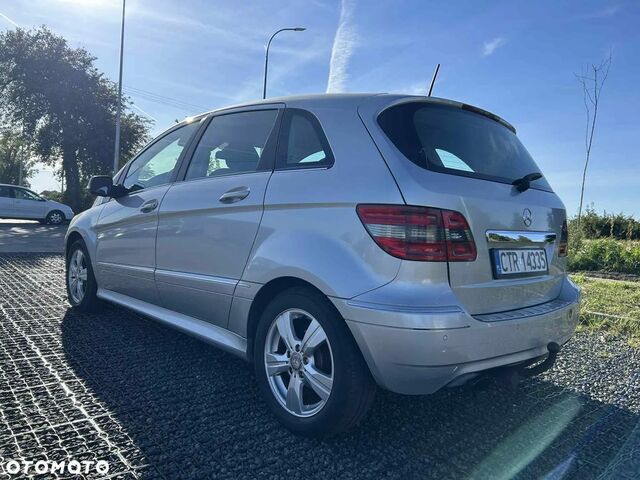 Мерседес Б-клас 2011 у Європі на Automoto.ua Сірий Мерседес Б-клас, об'ємом двигуна 1 л та пробігом 367 тис. км за 4819 $, фото 6 на Automoto.ua