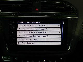 Синій Фольксваген Тігуан, об'ємом двигуна 1.98 л та пробігом 21 тис. км за 63488 $, фото 14 на Automoto.ua