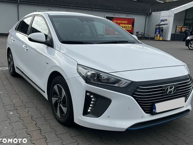 Хендай Ioniq, объемом двигателя 1.58 л и пробегом 262 тыс. км за 10043 $, фото 7 на Automoto.ua