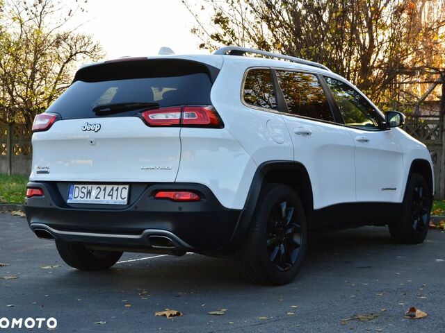 Джип Cherokee, об'ємом двигуна 1.96 л та пробігом 197 тис. км за 15076 $, фото 3 на Automoto.ua