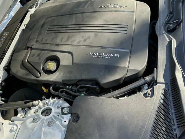 Ягуар Ф-Тайп, объемом двигателя 2 л и пробегом 66 тыс. км за 36501 $, фото 14 на Automoto.ua