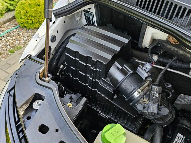 Фольксваген Каравелла, об'ємом двигуна 1.97 л та пробігом 190 тис. км за 23737 $, фото 28 на Automoto.ua