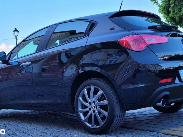 Альфа Ромео Giulietta, об'ємом двигуна 1.37 л та пробігом 124 тис. км за 7538 $, фото 1 на Automoto.ua