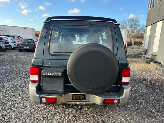 Міцубісі Галоппер 2000 у Європі на Automoto.ua Зелений Міцубісі Галоппер, об'ємом двигуна 2.97 л та пробігом 155 тис. км за 7619 $, фото 6 на Automoto.ua