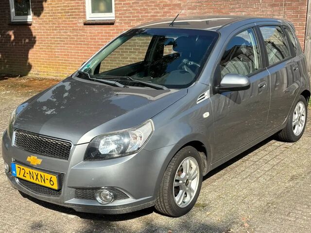 Шевроле Авео 2011 в Европе на Automoto.ua Серый Шевроле Авео, объемом двигателя 1.21 л и пробегом 71 тыс. км за 7004 $, фото 1 на Automoto.ua