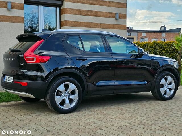 Вольво XC40, объемом двигателя 1.97 л и пробегом 104 тыс. км за 20929 $, фото 7 на Automoto.ua