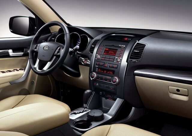 Кіа Соренто, Позашляховик / Кросовер 2009 - н.в. 2,4 4WD