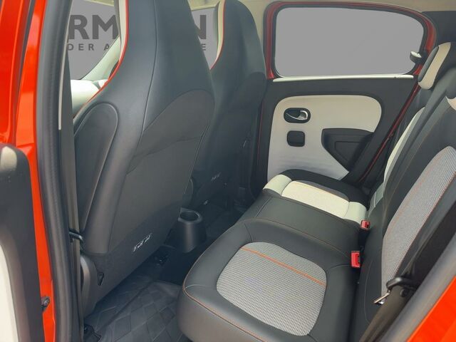 Рено Твинго 2021 в Европе на Automoto.ua Рено Твинго, объемом двигателя 0 л и пробегом 51 тыс. км за 9600 $, фото 7 на Automoto.ua