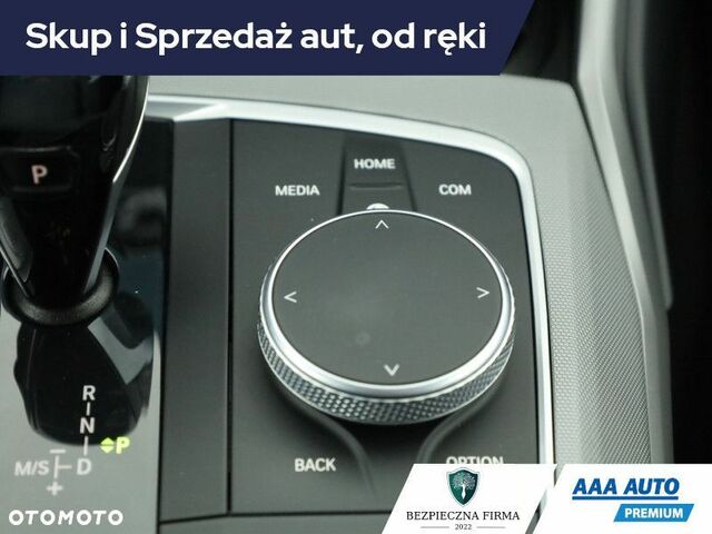 БМВ 3 Серія, об'ємом двигуна 2 л та пробігом 39 тис. км за 26566 $, фото 14 на Automoto.ua