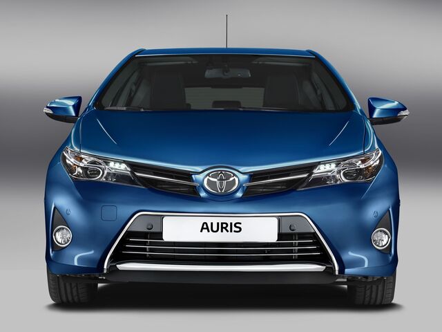 Тойота Аурис, Хэтчбек 2012 - н.в. II 1.4 D MT (90 Hp)