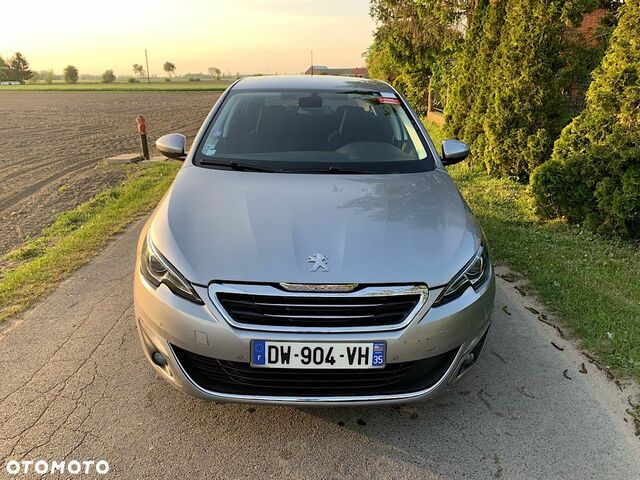 Пежо 308, объемом двигателя 1.2 л и пробегом 99 тыс. км за 5680 $, фото 2 на Automoto.ua