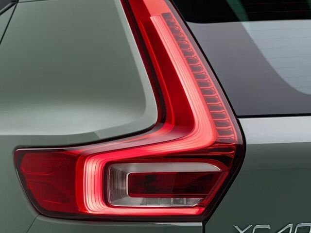 Volvo XC40 2025 характеристики Узнать технические характеристики Вольво XC40 2025