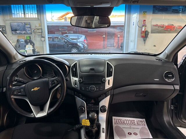 Шевроле Круз 2013 в Европе на Automoto.ua Серый Шевроле Круз, объемом двигателя 1.8 л и пробегом 192 тыс. км за 4200 $, фото 13 на Automoto.ua