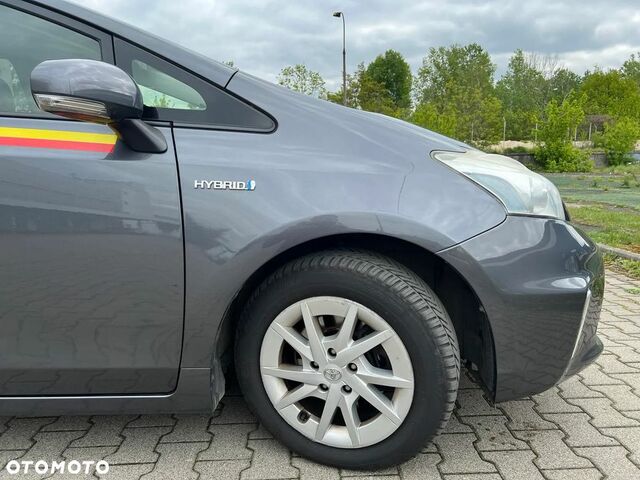 Тойота Prius Plus, об'ємом двигуна 1.8 л та пробігом 339 тис. км за 8596 $, фото 7 на Automoto.ua