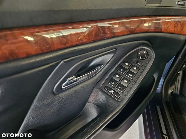 BMW-Alpina B10, об'ємом двигуна 3.15 л та пробігом 242 тис. км за 23542 $, фото 28 на Automoto.ua