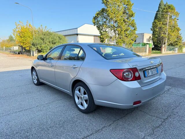 Шевроле Эпика 2008 в Европе на Automoto.ua Шевроле Эпика, объемом двигателя 1.99 л и пробегом 150 тыс. км за 3266 $, фото 7 на Automoto.ua