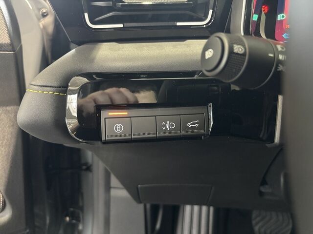 Рено R 4 2025 в Европе на Automoto.ua Серый Рено R 4, объемом двигателя 0 л и пробегом 10 тыс. км за 41438 $, фото 29 на Automoto.ua