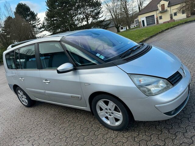 Рено Гранд Эспейс 2005 в Европе на Automoto.ua Серый Рено Гранд Эспейс, объемом двигателя 0 л и пробегом 191 тыс. км за 3150 $, фото 1 на Automoto.ua