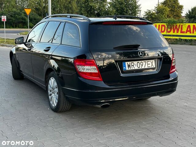 Мерседес Ц-Клас 2009 у Європі на Automoto.ua Чорний Мерседес Ц-Клас, об'ємом двигуна 2.14 л та пробігом 224 тис. км за 22000 $, фото 6 на Automoto.ua