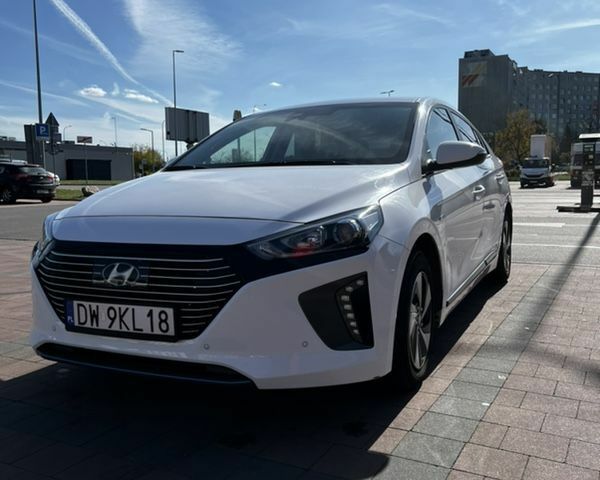 Хендай Ioniq, об'ємом двигуна 1.58 л та пробігом 261 тис. км за 11210 $, фото 2 на Automoto.ua