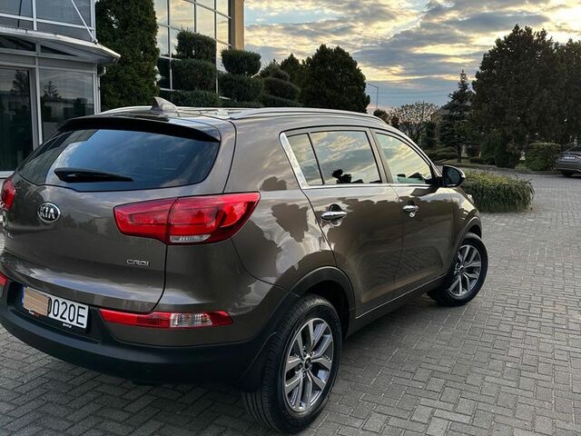 Кіа Sportage, об'ємом двигуна 1.69 л та пробігом 127 тис. км за 10994 $, фото 3 на Automoto.ua